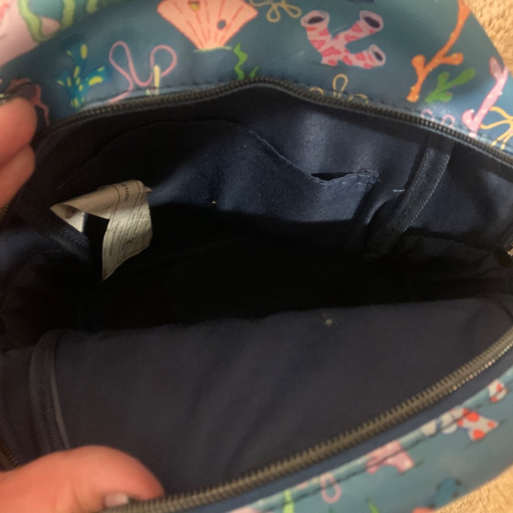 Backpack - Picture 2 of 3